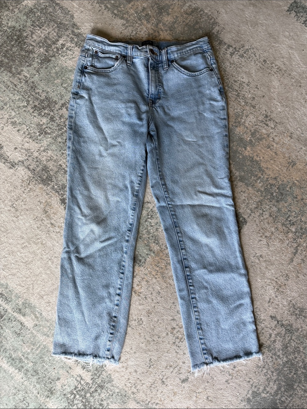 J. Crew Women’s Light Wash Essential Straight Jeans, Size 29